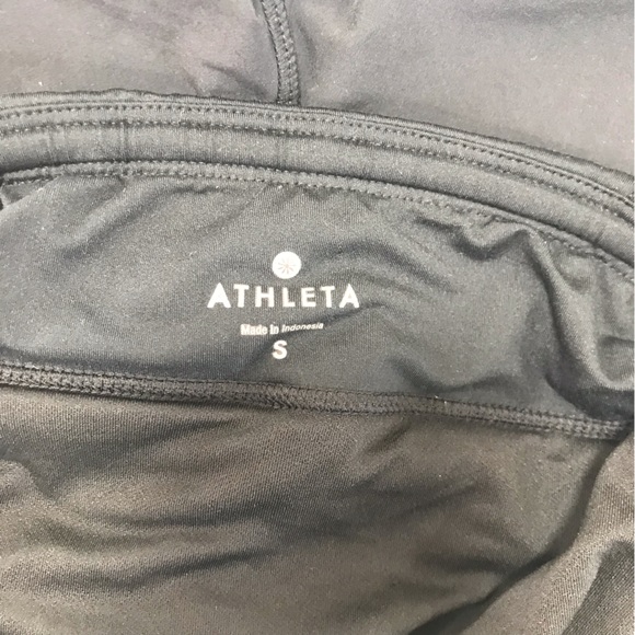 Athleta Black Dual Layer Workout Shorts - Picture 5 of 8
